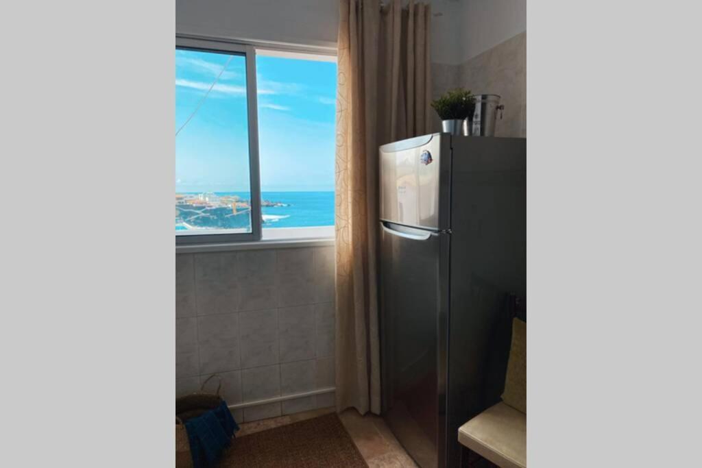 Large 90M2 Canary Apartment, Nice View, Location ! Puerto de Santiago  Luaran gambar