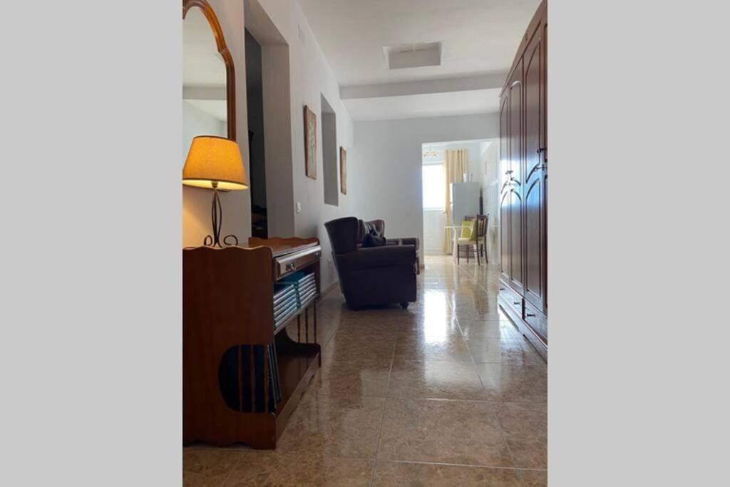 Large 90M2 Canary Apartment, Nice View, Location ! Puerto de Santiago  Luaran gambar