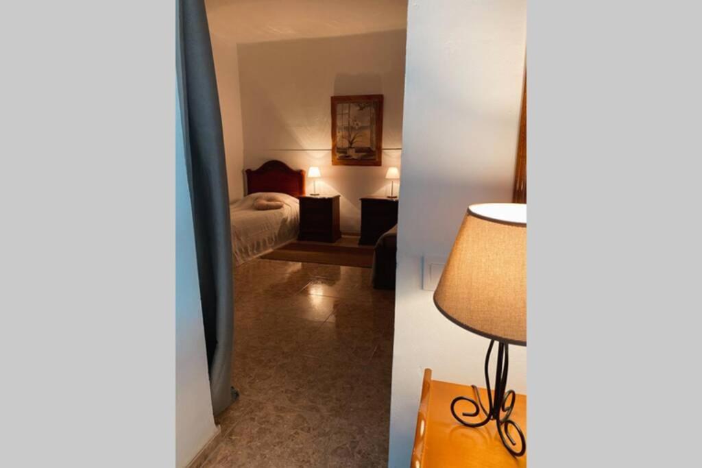 Large 90M2 Canary Apartment, Nice View, Location ! Puerto de Santiago  Luaran gambar