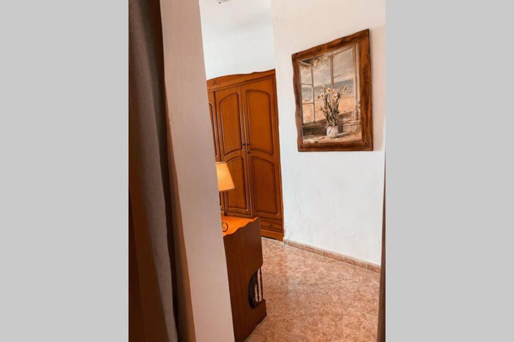 Large 90M2 Canary Apartment, Nice View, Location ! Puerto de Santiago  Luaran gambar
